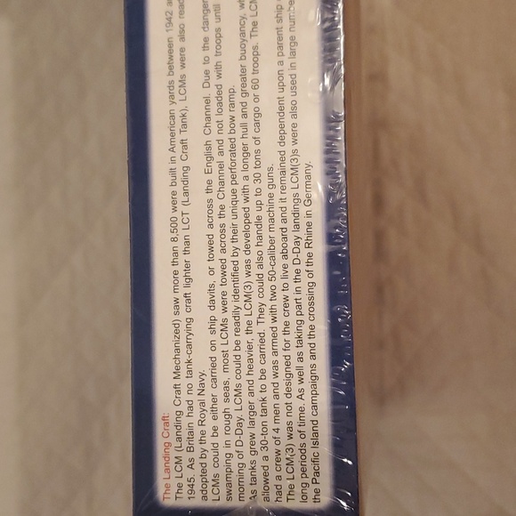 Trumpeter WW2 LCM 3 USN Vehicle Landing Craft Model Kit - Picture 2 of 4